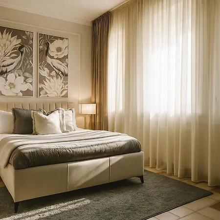 Qult - Terranova Bucarest