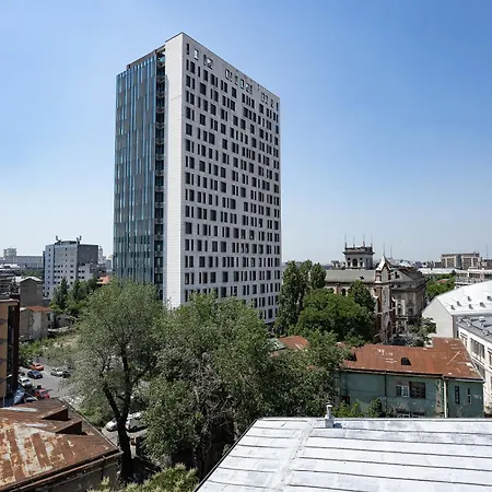 Qult - Terranova * Bucharest